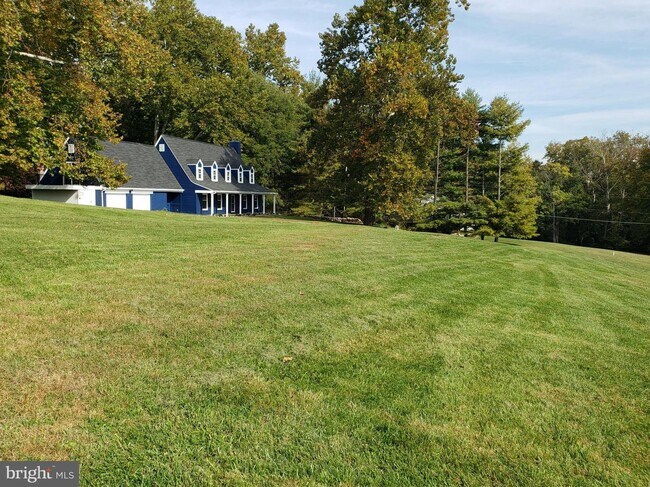 Building Photo - 70 Elk Run Estates Dr