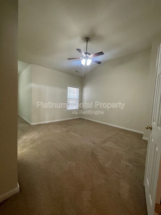 Building Photo - 1515 Dolcetto Trce