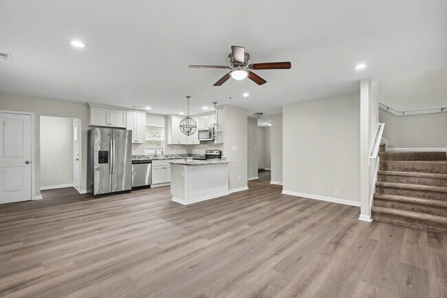 Building Photo - 6324 Grimes Ave