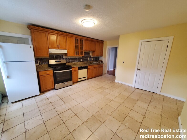 Building Photo - 7 High St Pl