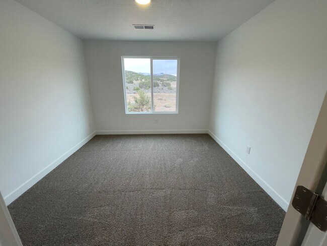 Building Photo - LaGrand at Old Sorrel!!