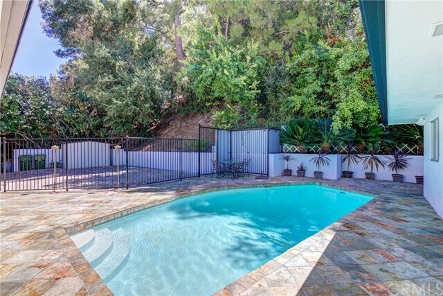 Building Photo - 2740 Hutton Dr