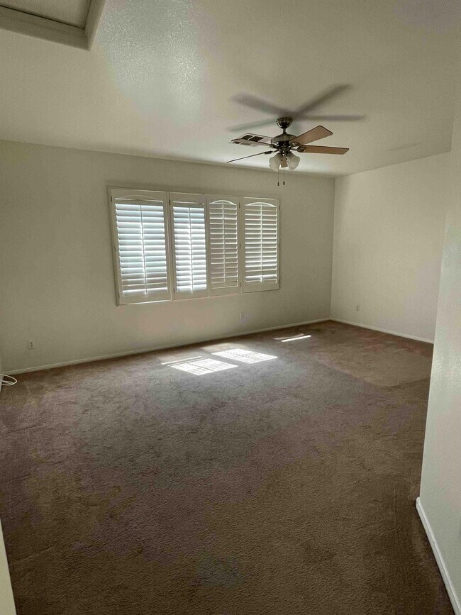 Building Photo - 8609 Highland View