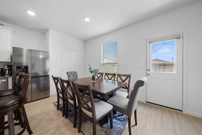 Building Photo - 23515 Weir Box Rd