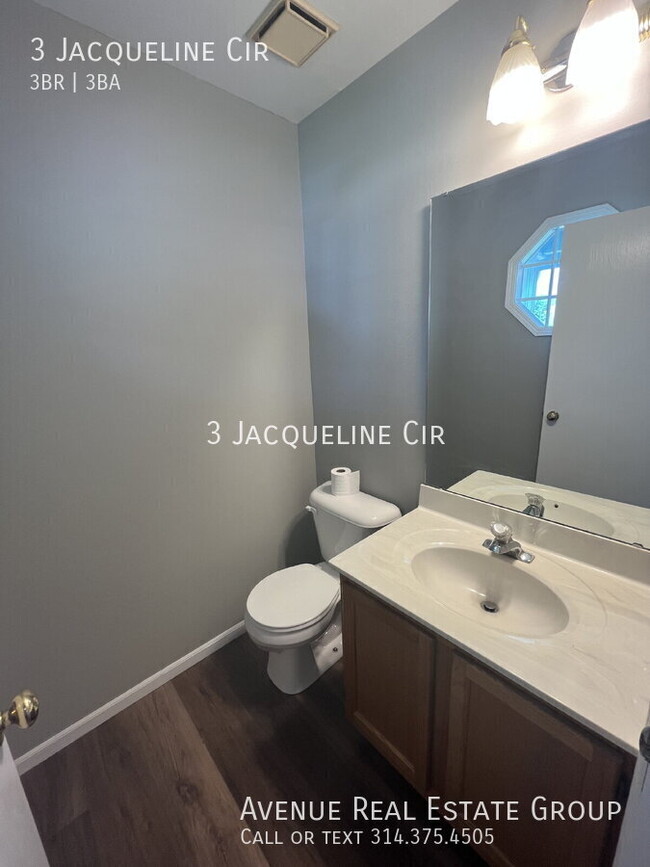 Building Photo - 3 Jacqueline Cir