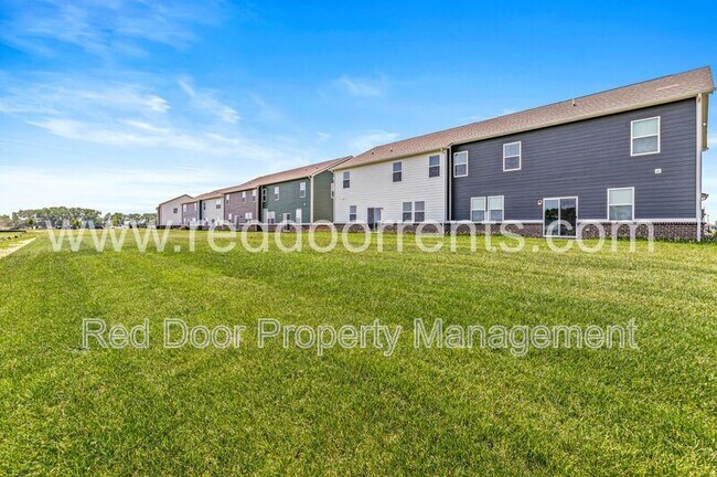 Building Photo - 2954 Grand Rdg Dr