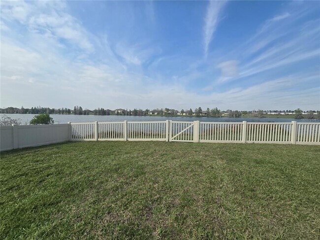 Building Photo - 2274 Geneva Dr