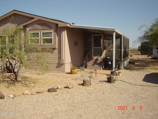 Building Photo - 51504 W Donald Dr