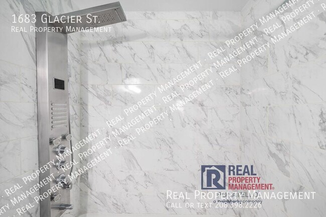 Building Photo - 1683 Glacier St