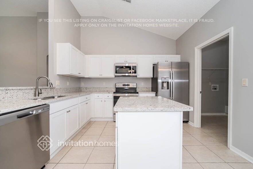 Building Photo - 1588 Winston Ln