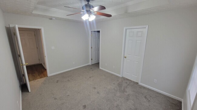 Building Photo - Adorable 3-Bedroom 2-bath Home in Mount Washington!!!