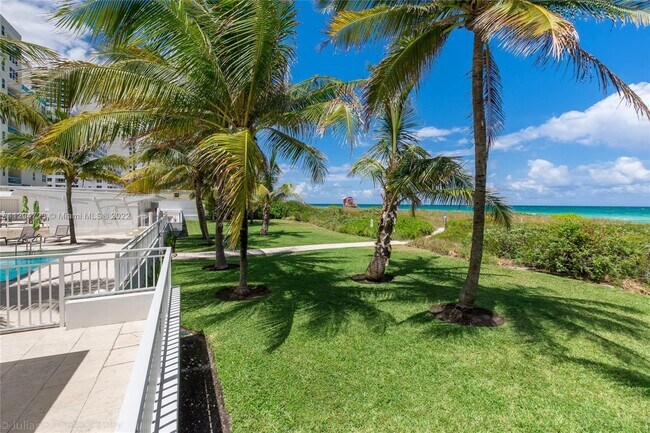 Building Photo - 4925 Collins Ave