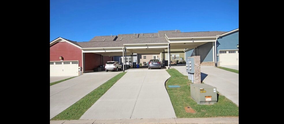 Building Photo - 104 Skylark Aly