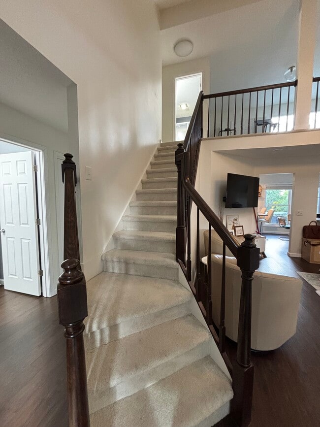 Building Photo - 713 Bent Tree Dr