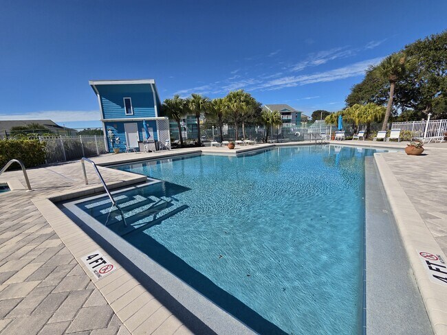 Building Photo - 455 US-19 ALT