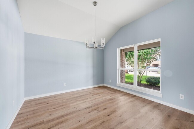 Building Photo - 25414 Barmby Dr