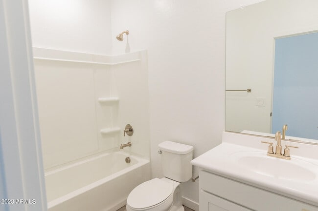 Building Photo - 17008 W Alice Ave