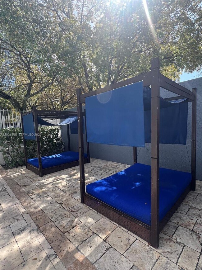 Building Photo - 850 N Miami Ave