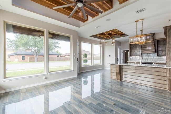 Building Photo - 17 N 29th St