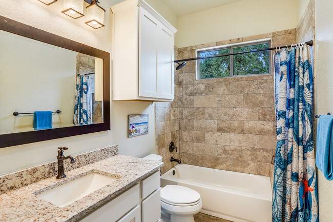 Building Photo - 1194 Vaquero Way