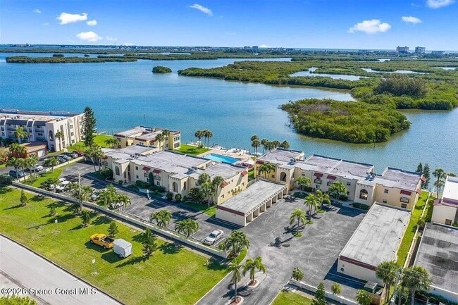 Building Photo - 1729 Minutemen Causeway