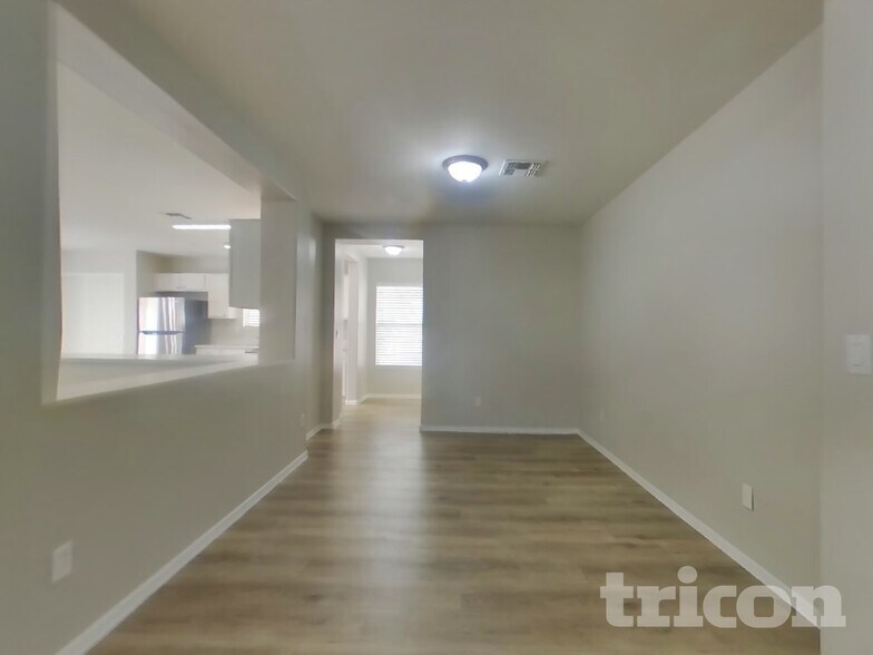 Building Photo - 12601 W Pershing St