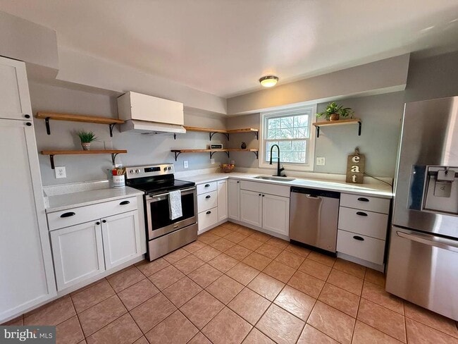 Building Photo - 19560 Smith Cir