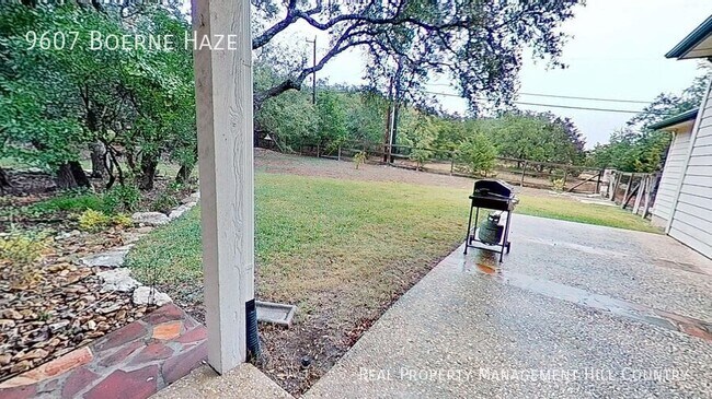 Building Photo - 9607 Boerne Haze