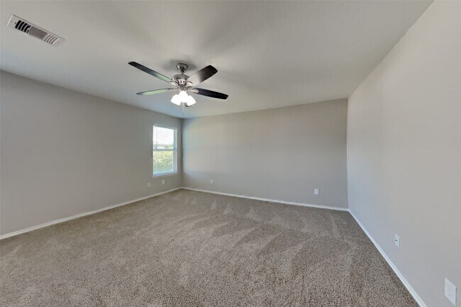 Building Photo - 18230 Temple Hill Ln