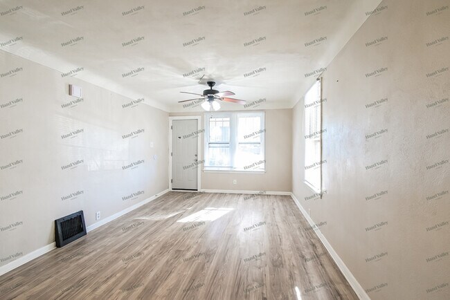 Building Photo - 6209 Radom St