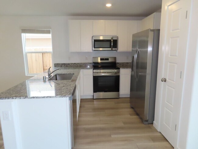 Building Photo - 12800 Spotted Wren Cir
