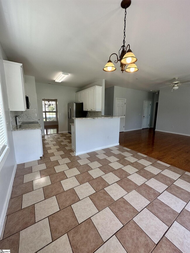 Building Photo - 205 Catalan St