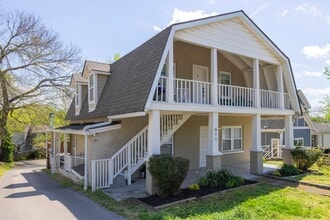 Building Photo - 611 S 14th St