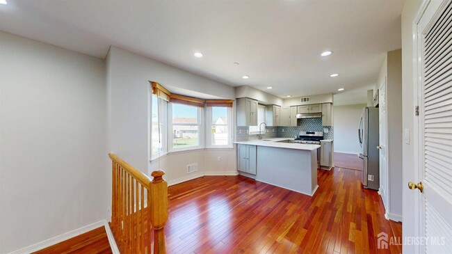 Building Photo - 77 Princess Dr