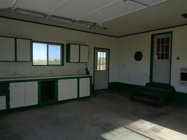 Building Photo - 143 Meadow Lark Ln