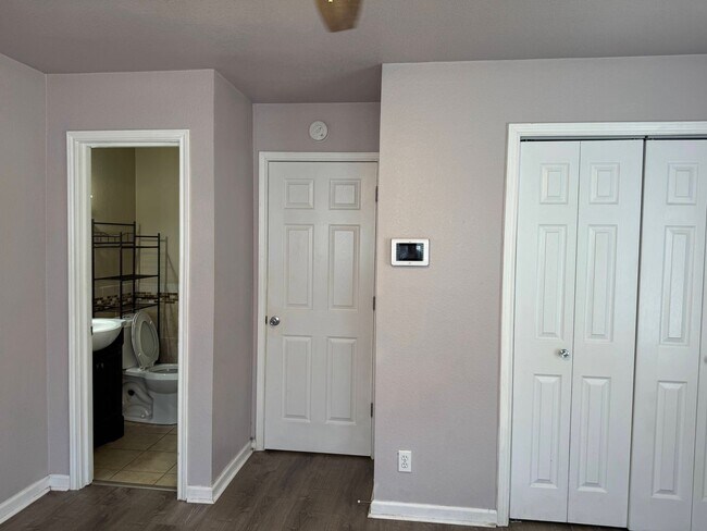 Building Photo - 3-Bedroom House for Rent in Killeen, TX