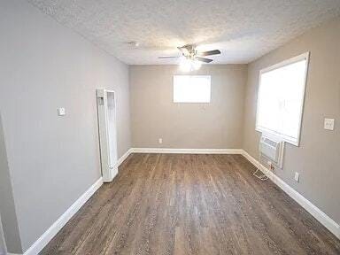 Building Photo - 1322 N 5th St