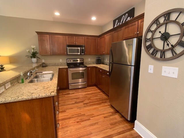 Building Photo - 415 St Francis St