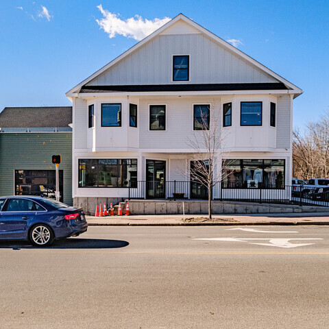 Building Photo - Bridgton Gateway