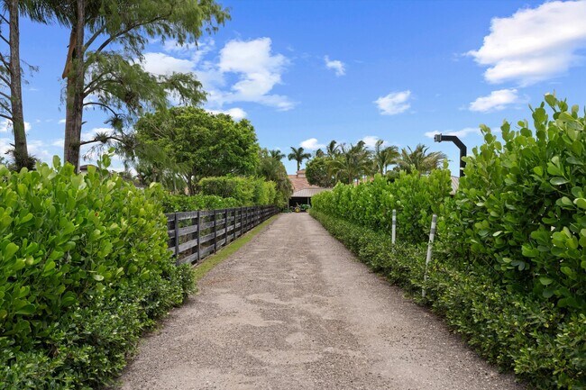 Building Photo - 14410 Equestrian Way