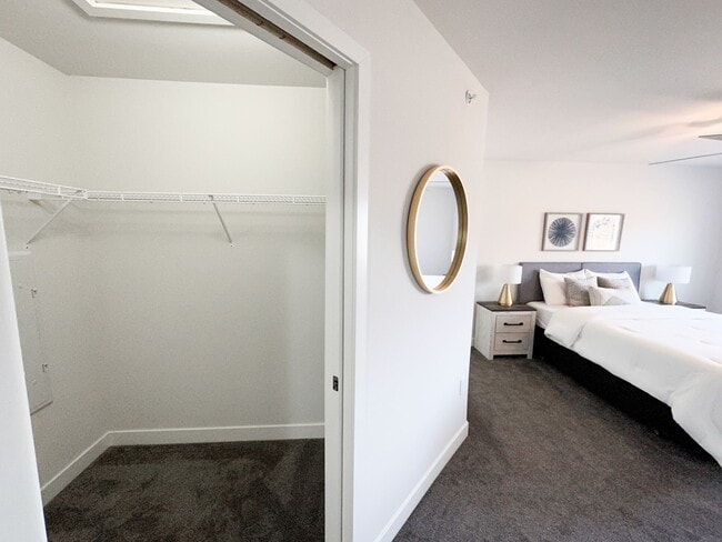 Building Photo - Brand new 2 Bed / 2.5 Bath Townhome for rent in Cottage Grove!