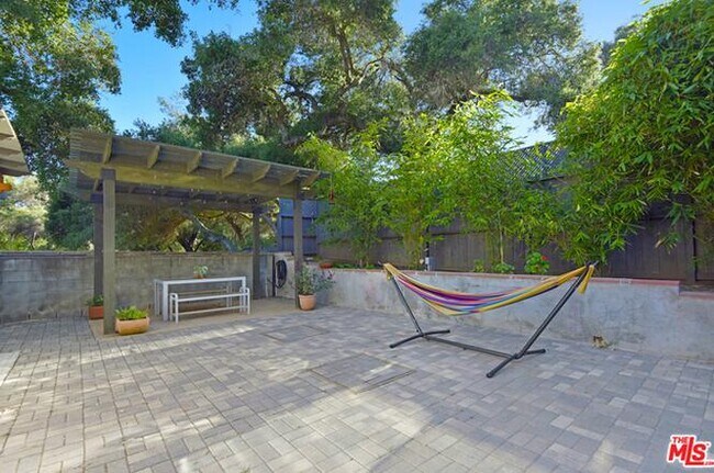 Patio - 21620 Circle Trl