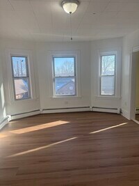 Building Photo - 54-54 Margin St