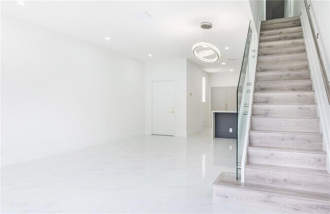 Building Photo - 2134 Pasa Verde Ln
