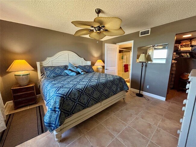 Building Photo - 3100 Ocean Shore Blvd