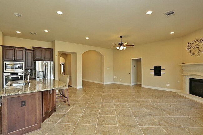 Building Photo - 6707 Miller Shadow Ln