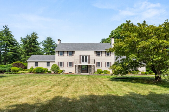 Primary Photo - 66 Middle Ridge Rd