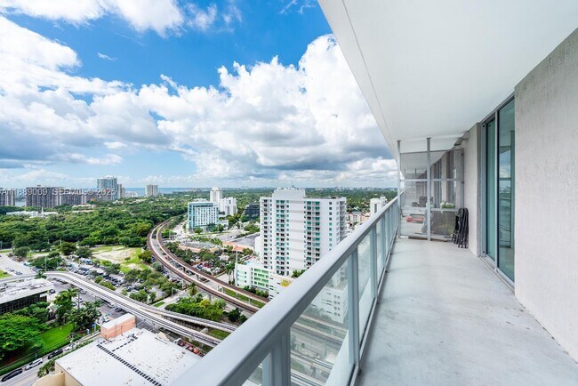 Building Photo - 79 SW 12th St