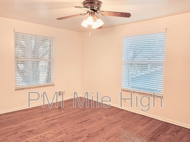 Building Photo - 10901 Acoma St