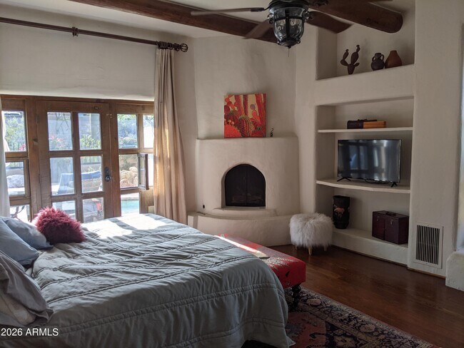 Building Photo - 1503 Indian Rock Rd